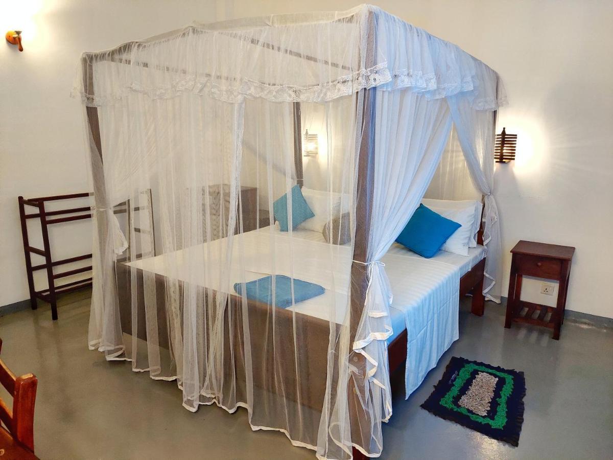Sweden Inn Guesthouse هيكادوفا المظهر الخارجي الصورة