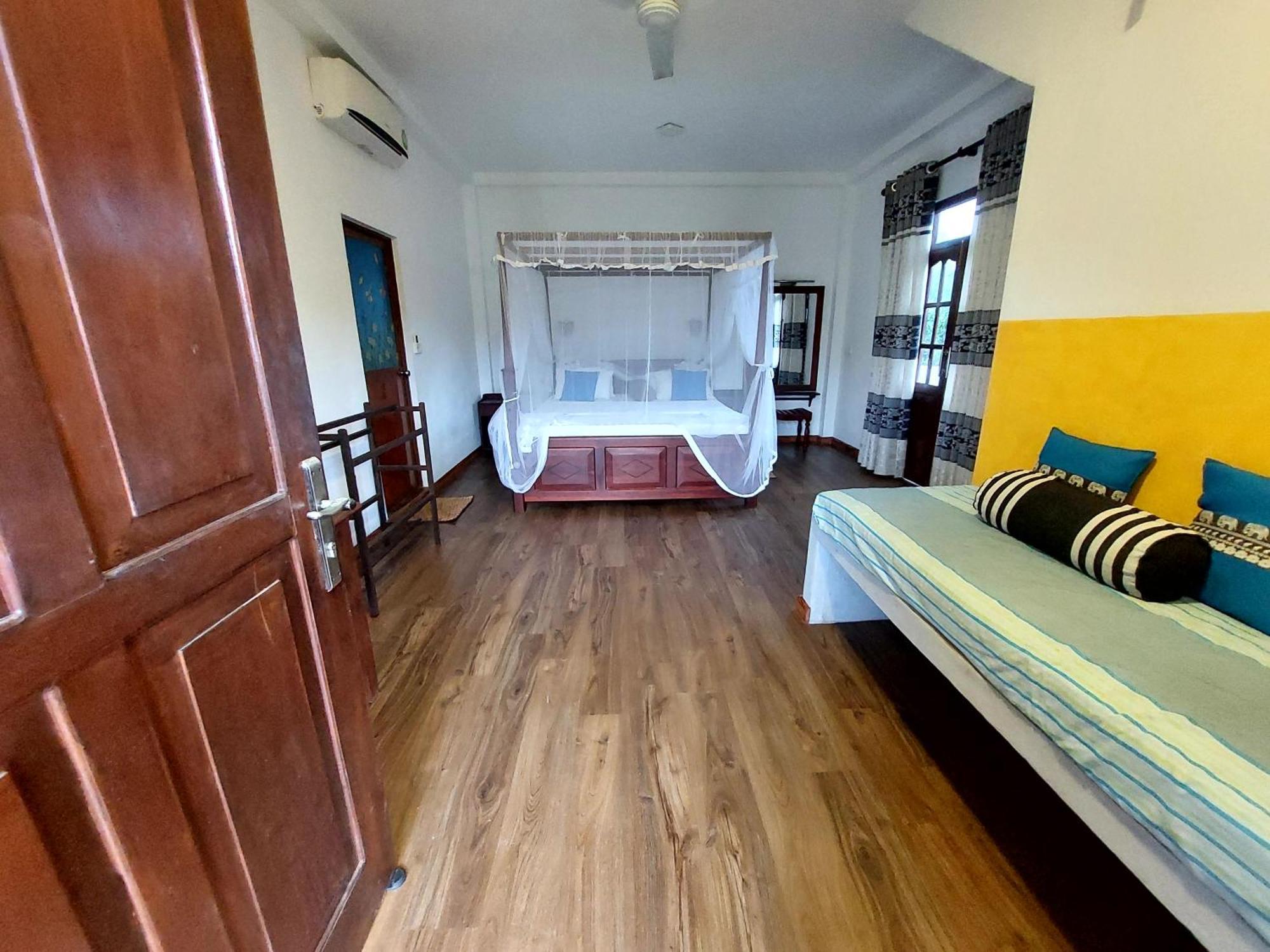 Sweden Inn Guesthouse هيكادوفا المظهر الخارجي الصورة