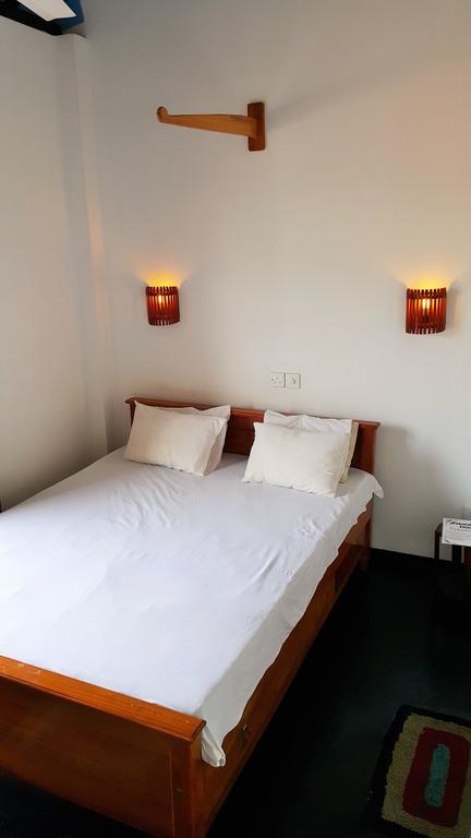 Sweden Inn Guesthouse هيكادوفا الغرفة الصورة